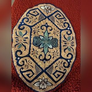 OVAL..TOP COUCHED/GOLD/BLUE THREAD Tapestry